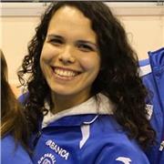 Soy una joven apasionada de la educación innovadora, graduada en historia del arte y especializada en patrimonio cultural, con estudios de enseñanza